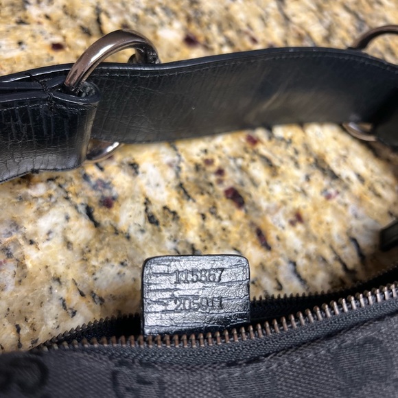 Large hobo Gucci purse - Picture 5 of 5